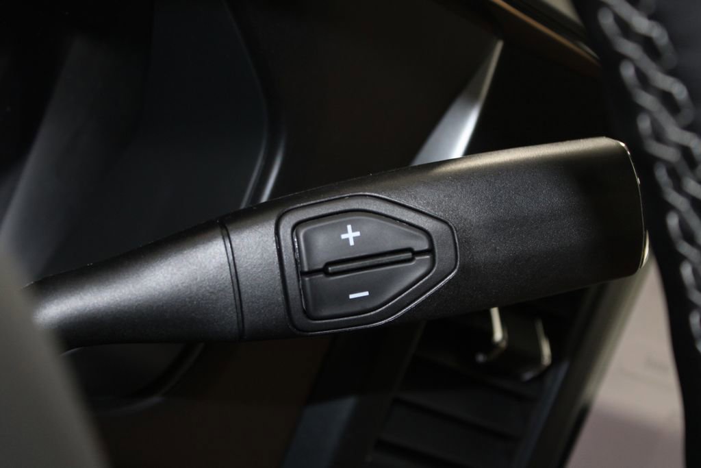 New 2026 Ford F250 Lariat w/ Chrome Package image 42