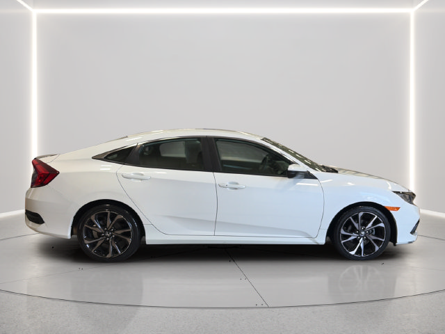 Used 2019 Honda Civic Sport image 6