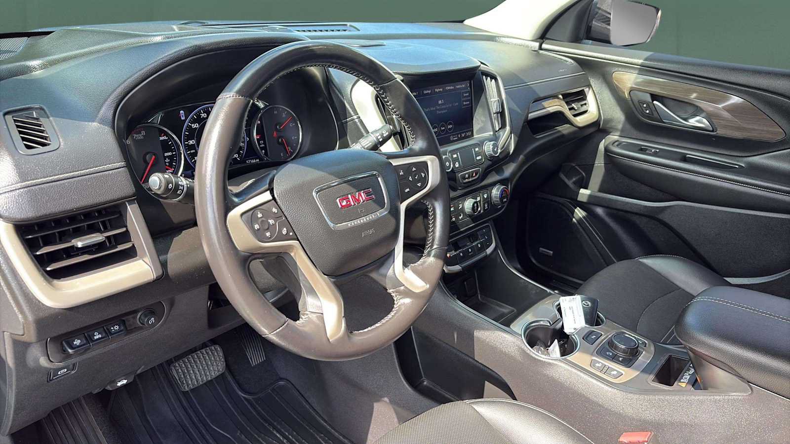Used 2022 GMC Terrain Denali w/ LPO, Floor Liner Package AWD/4WD image 12
