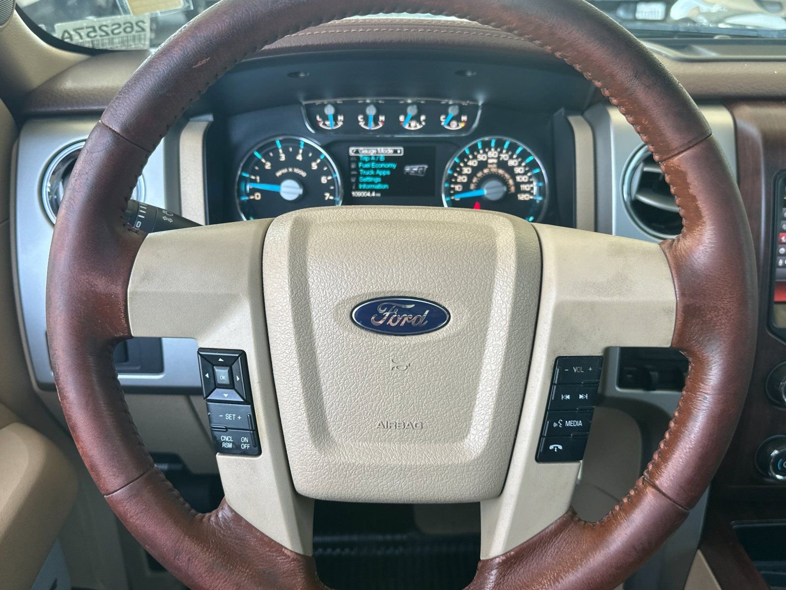 Used 2013 Ford F150 King Ranch w/ King Ranch Luxury Pkg AWD/4WD image 22