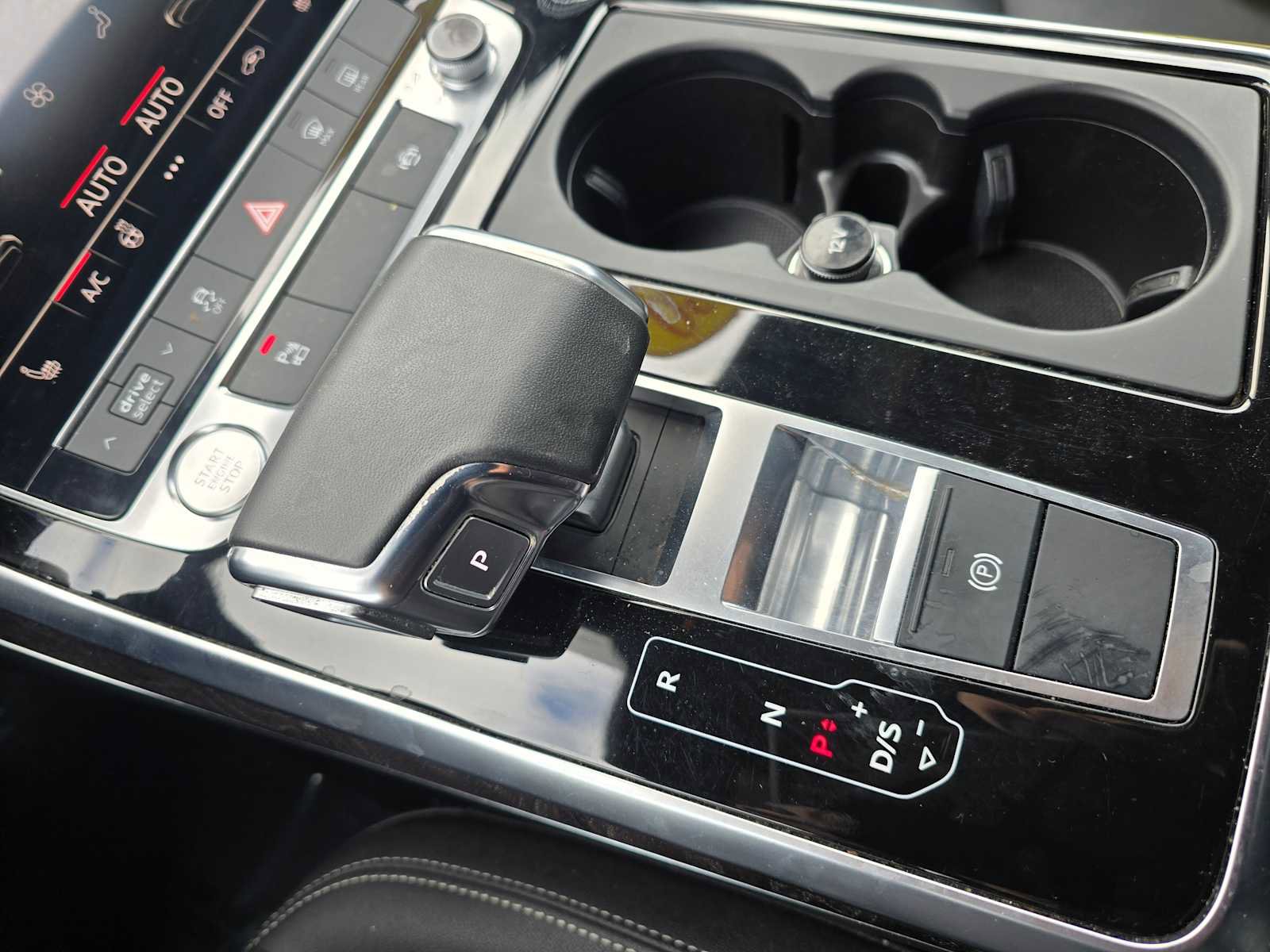 Used 2020 Audi Q8 Premium w/ Black Optic Package image 31