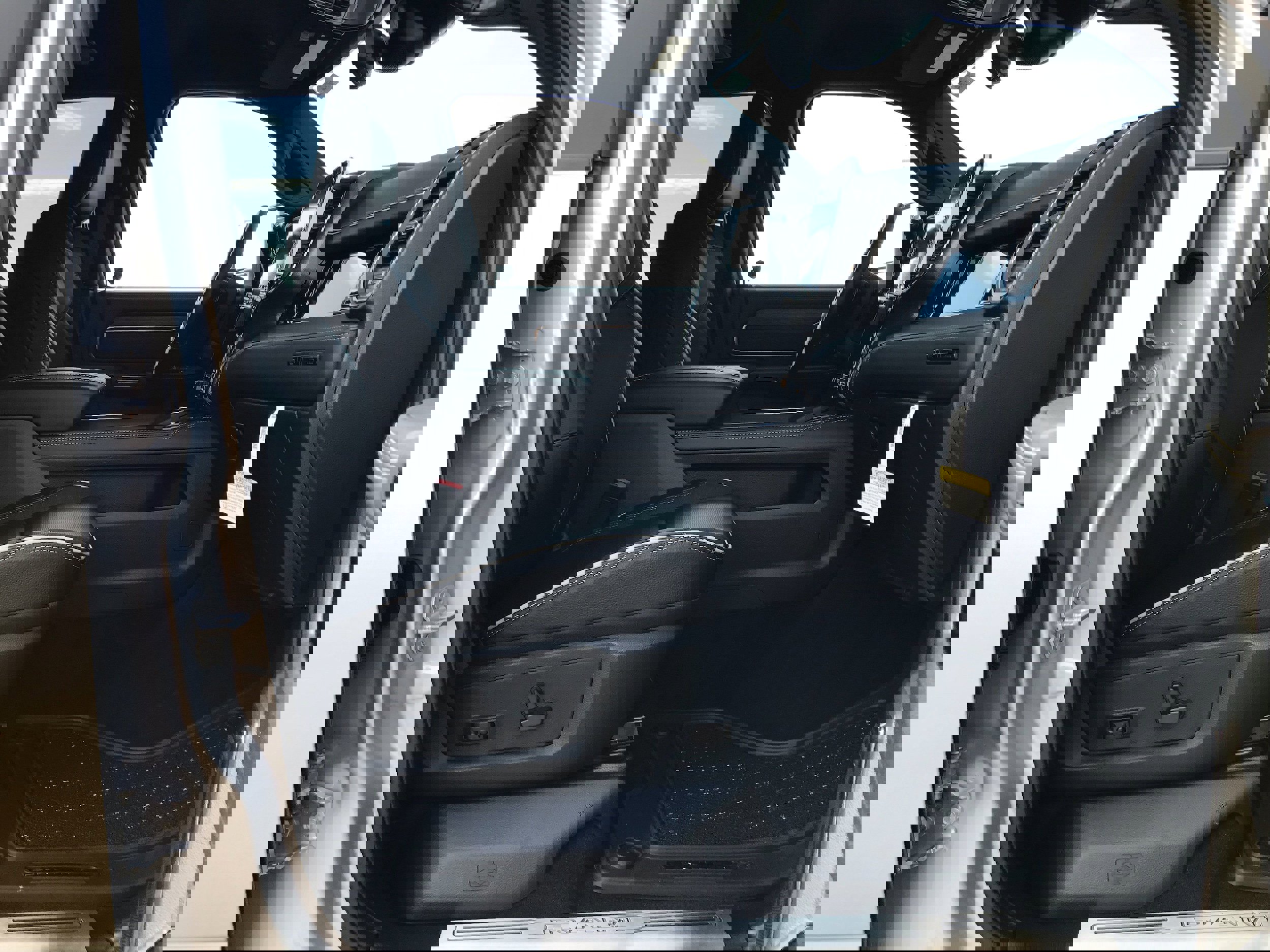 New 2026 RAM 3500 Limited image 20