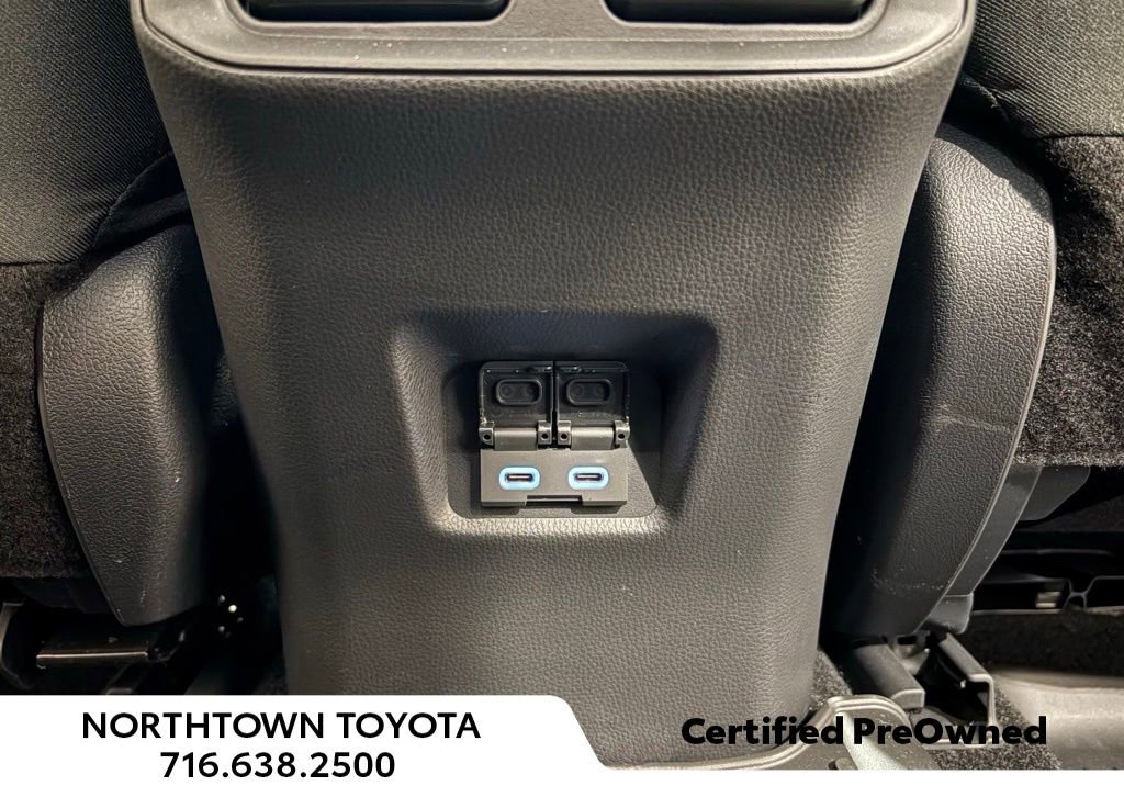 Used 2025 Toyota RAV4 XLE w/ Convenience Package image 25