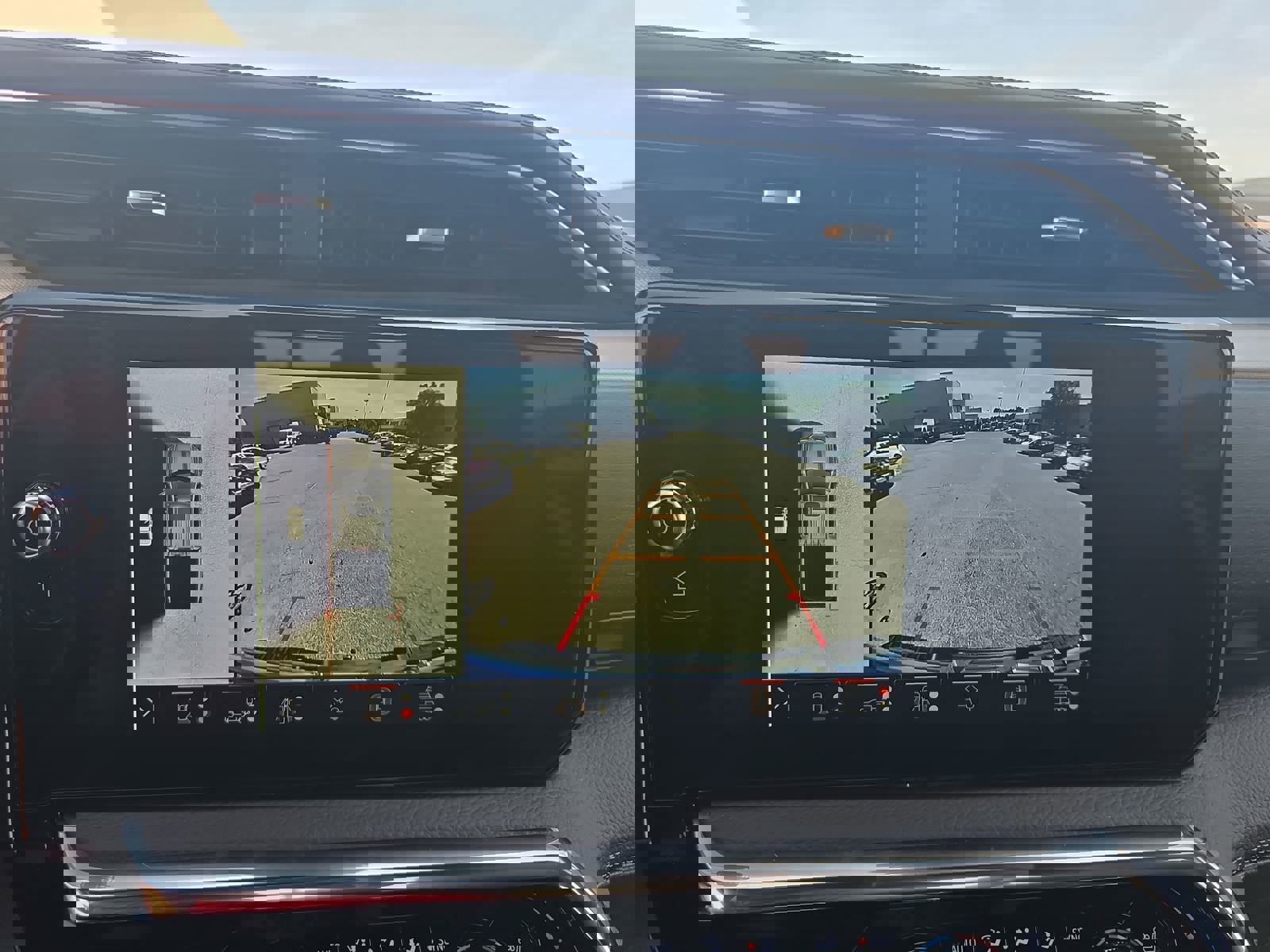 Used 2025 GMC Sierra 1500 Denali w/ Technology Package image 25