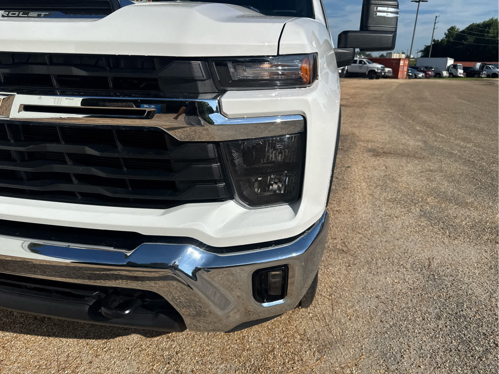 Used 2025 Chevrolet Silverado 2500 LT w/ Convenience Package AWD/4WD image 9
