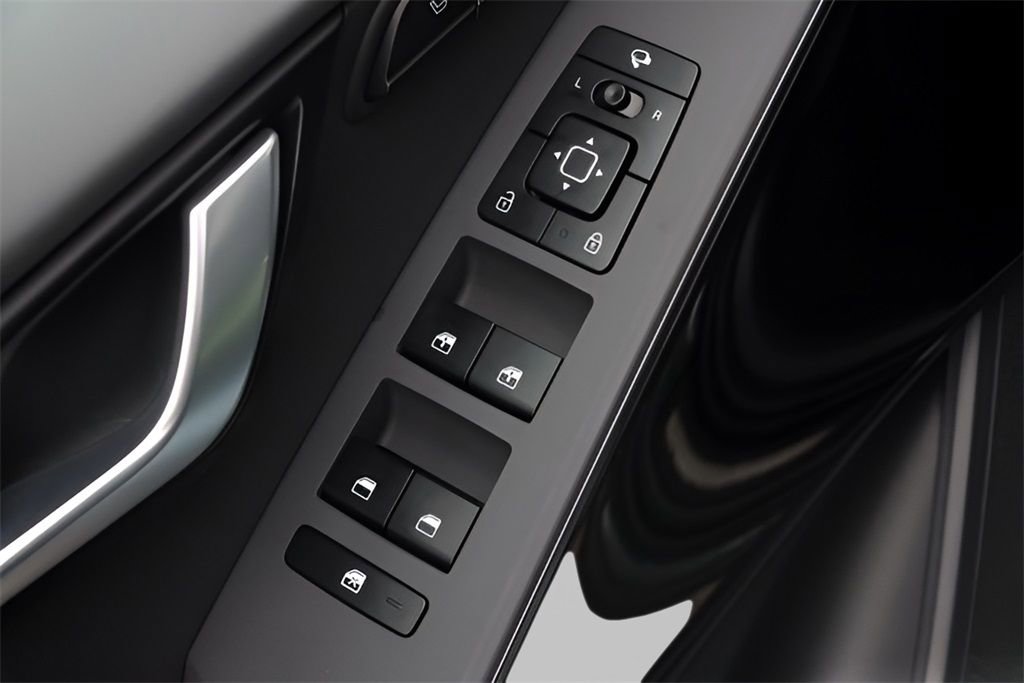 Certified 2024 Kia Niro Wave FWD image 12