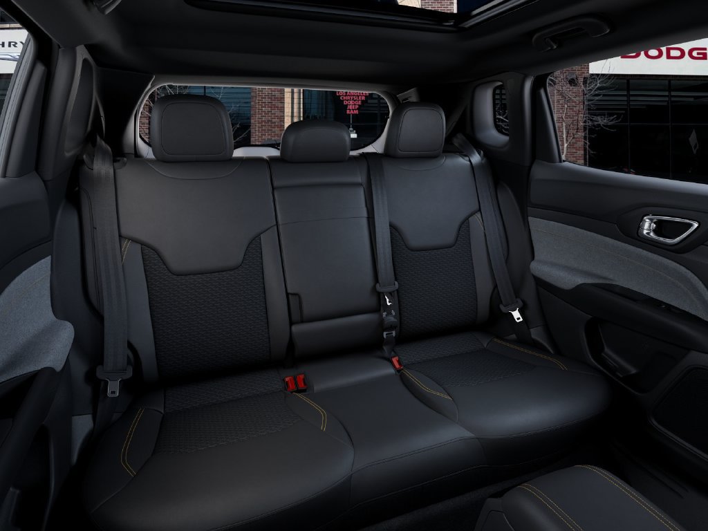 New 2026 Jeep Compass Latitude AWD/4WD image 15