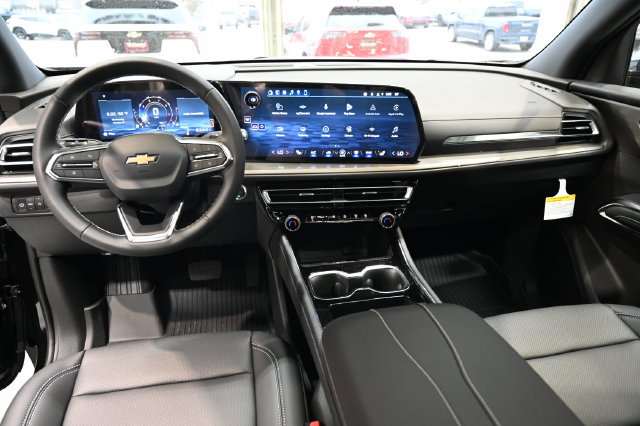 New 2027 Chevrolet Traverse LT w/ LPO, Floor Liner Package FWD image 13