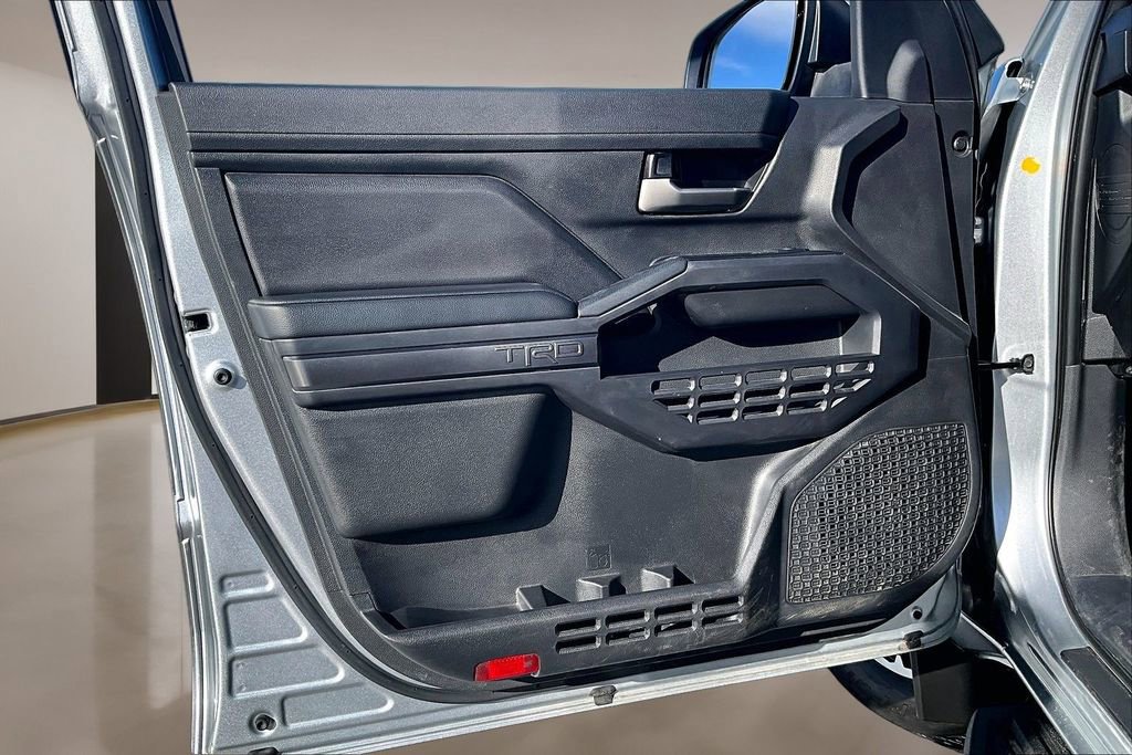 Used 2024 Toyota Tacoma TRD Off-Road image 19