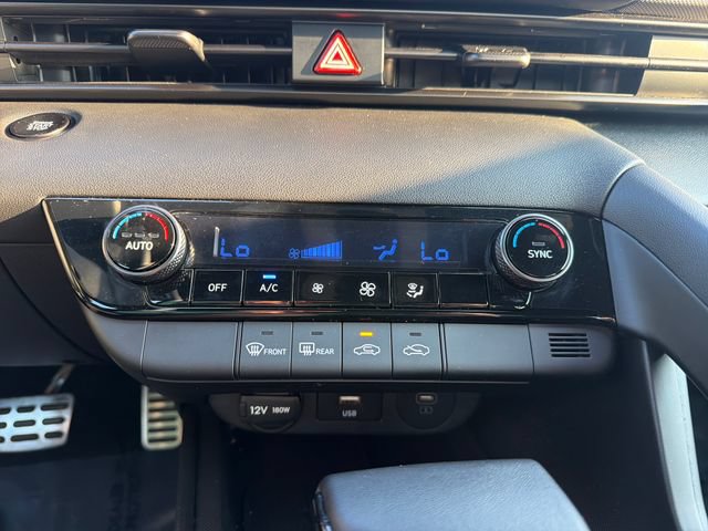 Used 2025 Hyundai Elantra Sport FWD image 21