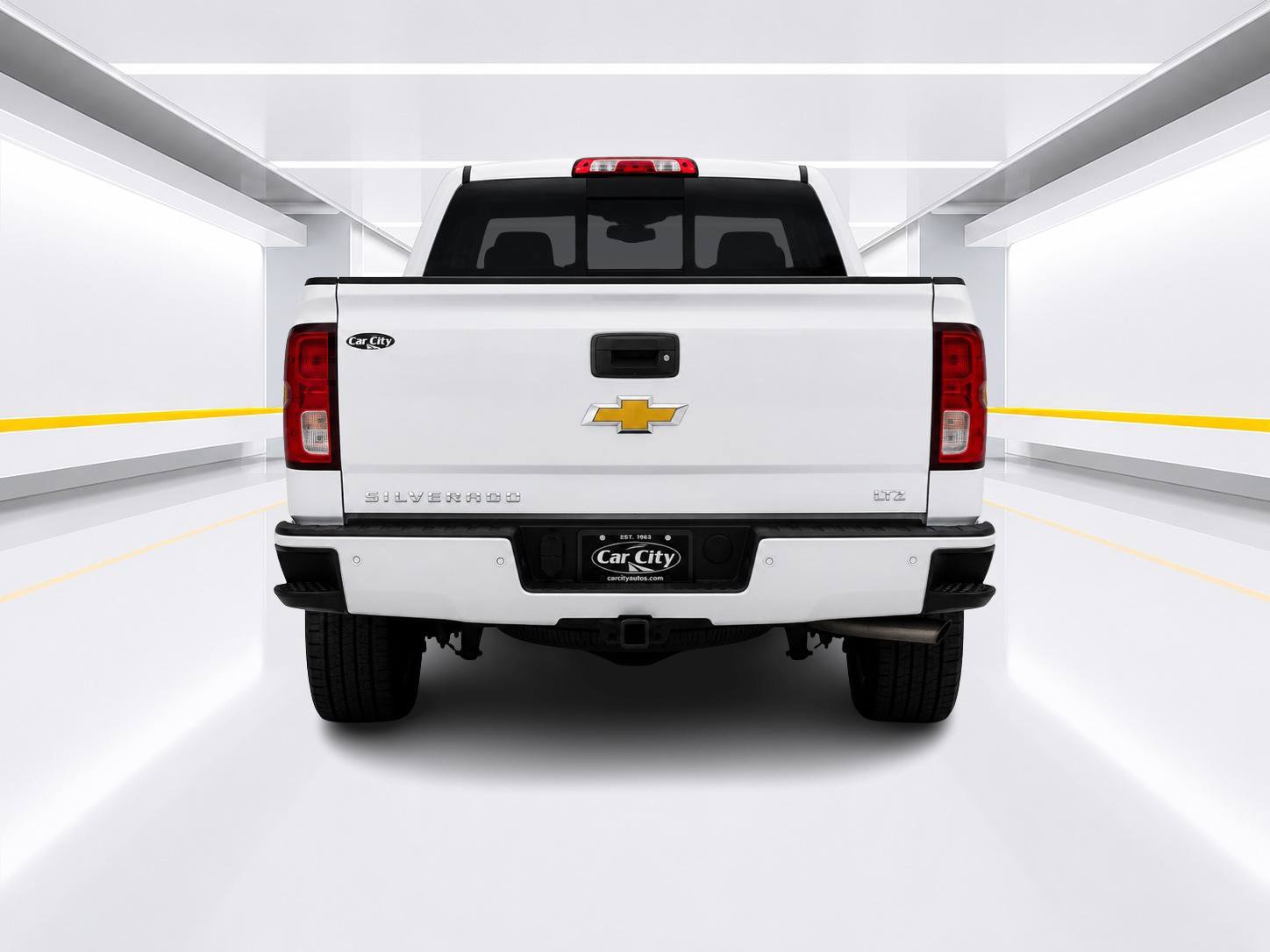 Used 2017 Chevrolet Silverado 1500 LTZ Z71 w/ LTZ Plus Package AWD/4WD image 4