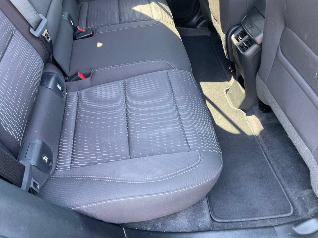 Used 2026 Chevrolet Equinox LT AWD/4WD image 14