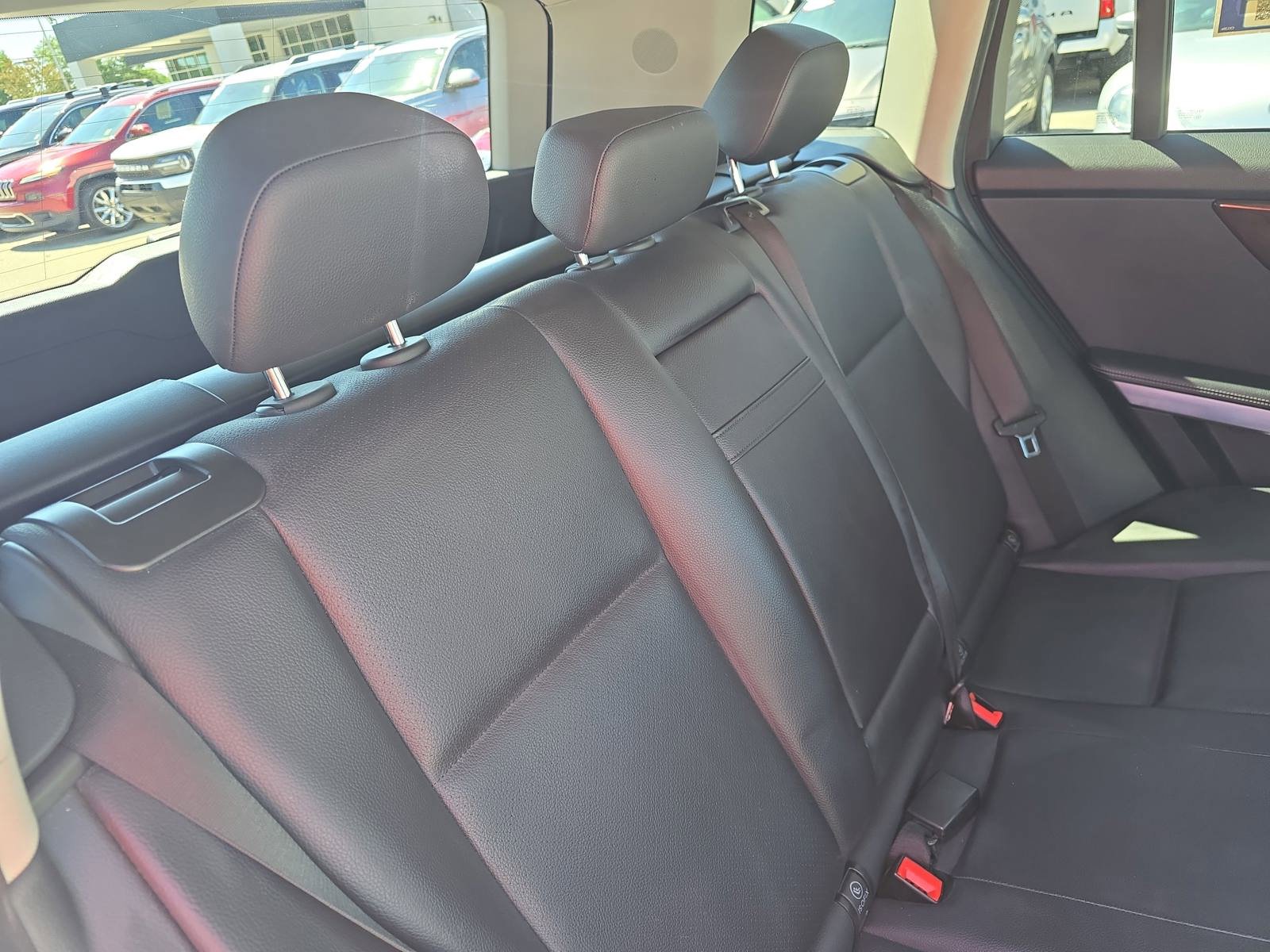 Used 2013 Mercedes-Benz GLK 350 4MATIC image 11