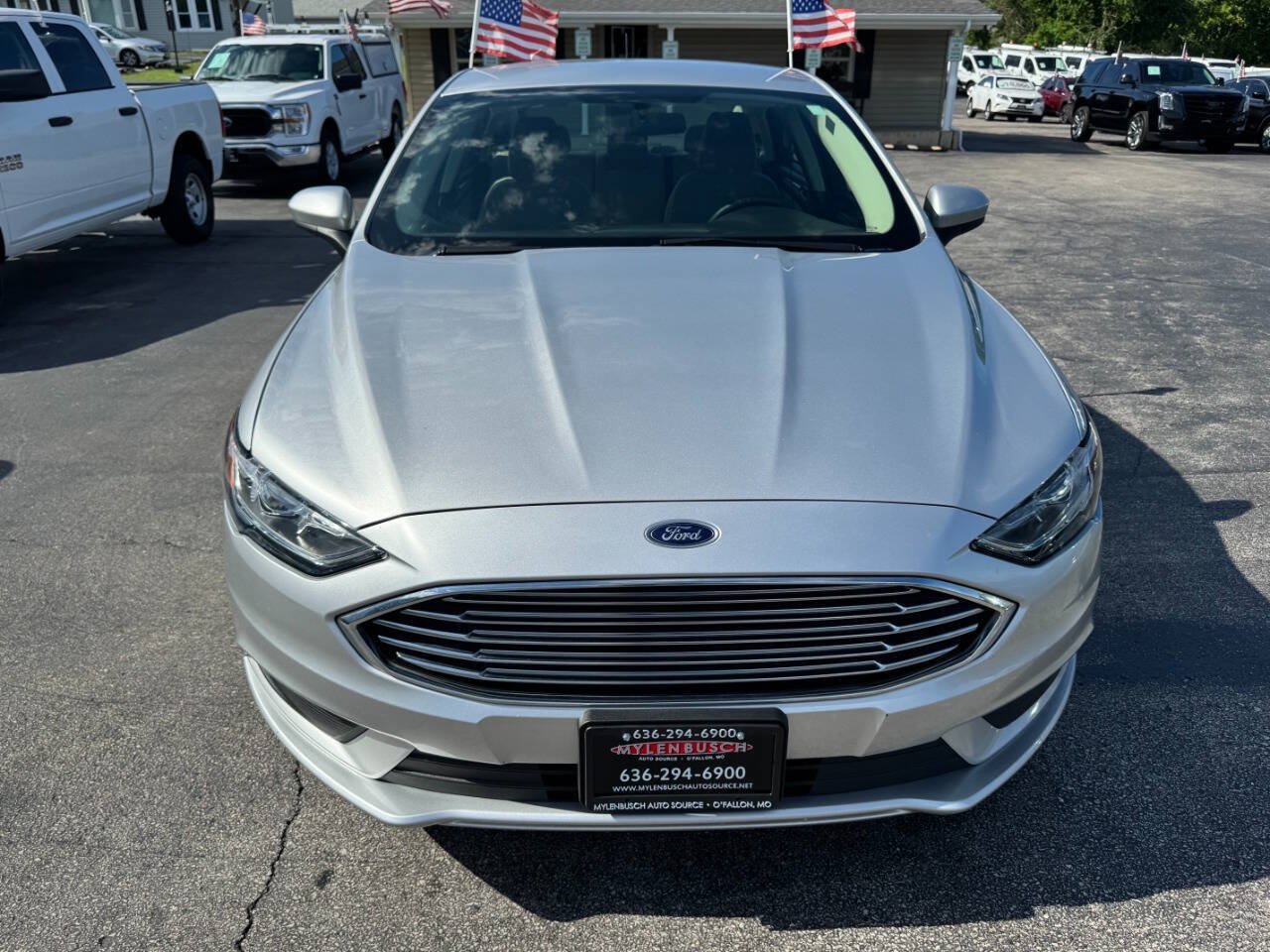 Used 2018 Ford Fusion S FWD image 3