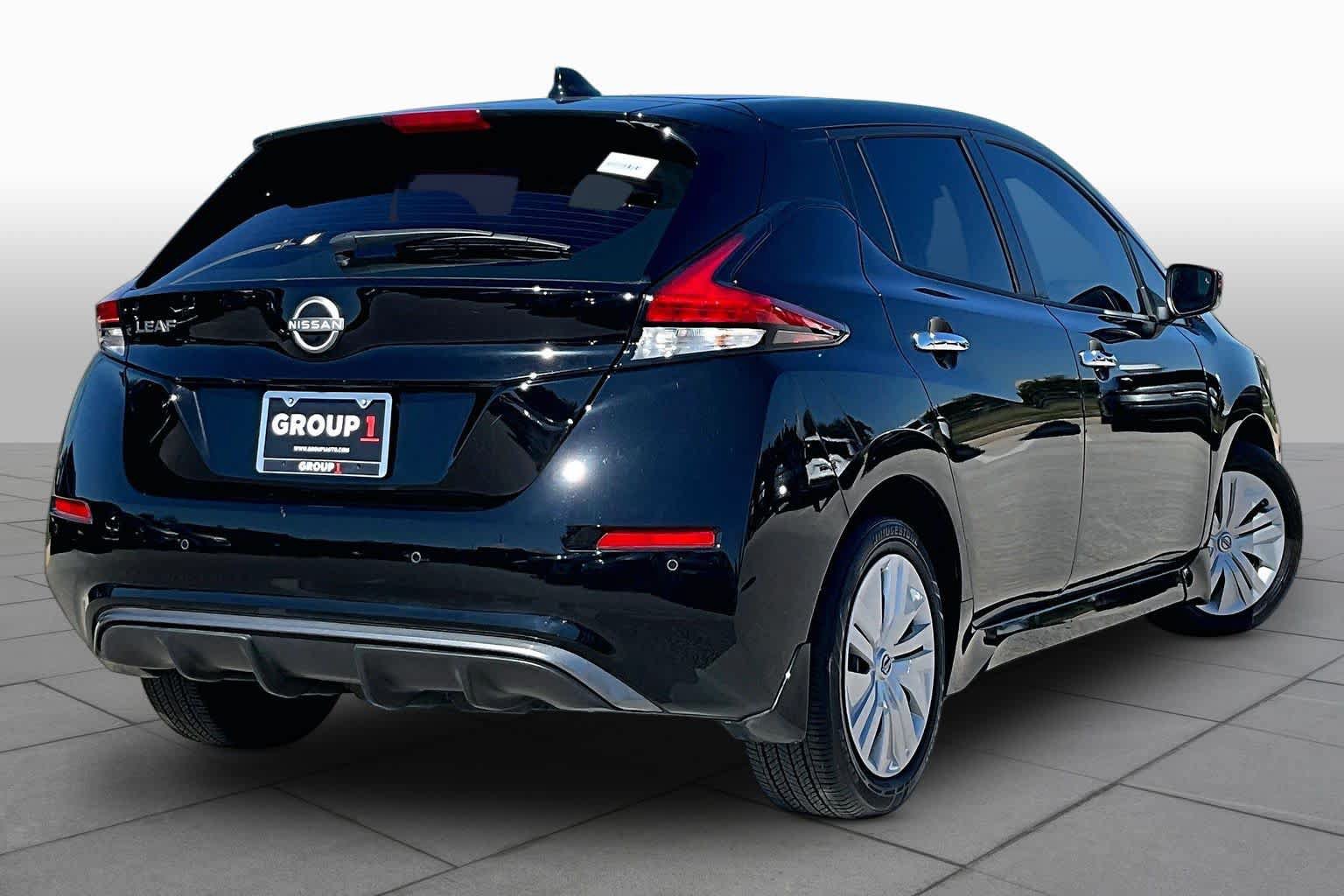 Used 2023 Nissan Leaf S FWD image 12