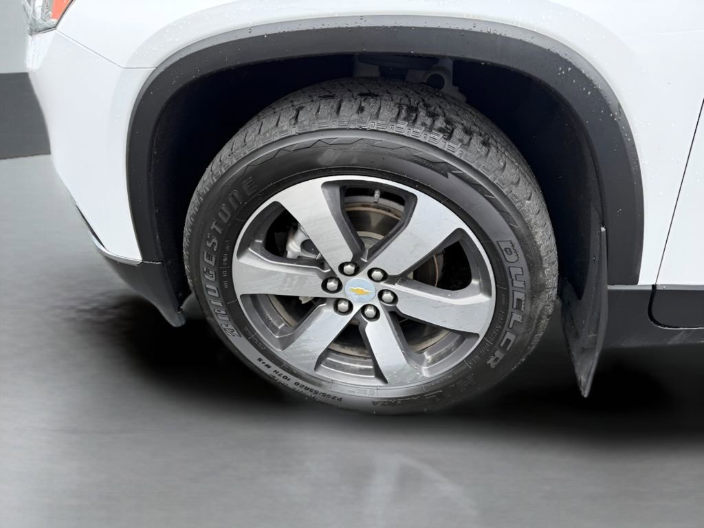 Used 2021 Chevrolet Traverse LT w/ LT Premium Package AWD/4WD image 13