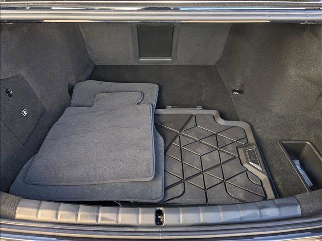 Certified 2024 BMW i7 xDrive60 w/ Executive Package image 6