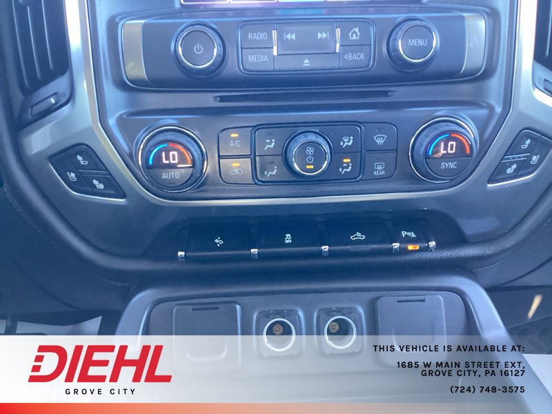Used 2018 Chevrolet Silverado 1500 LTZ w/ LTZ Plus Package AWD/4WD image 32