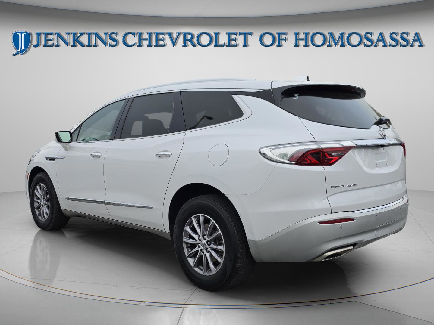 Used 2023 Buick Enclave Essence FWD image 6