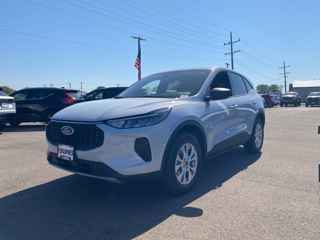 New 2026 Ford Escape Active image 13