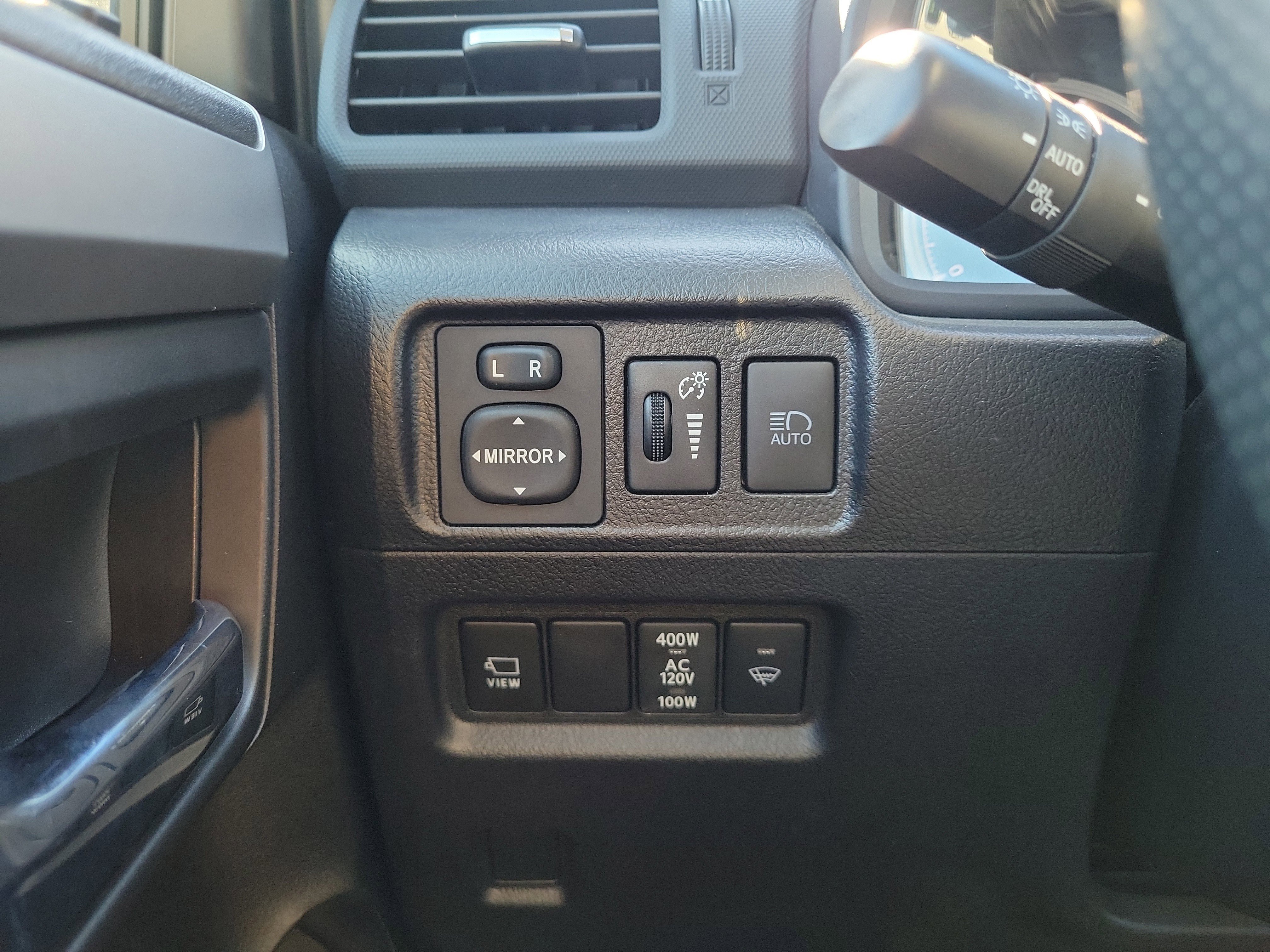 Used 2024 Toyota 4Runner Limited image 23