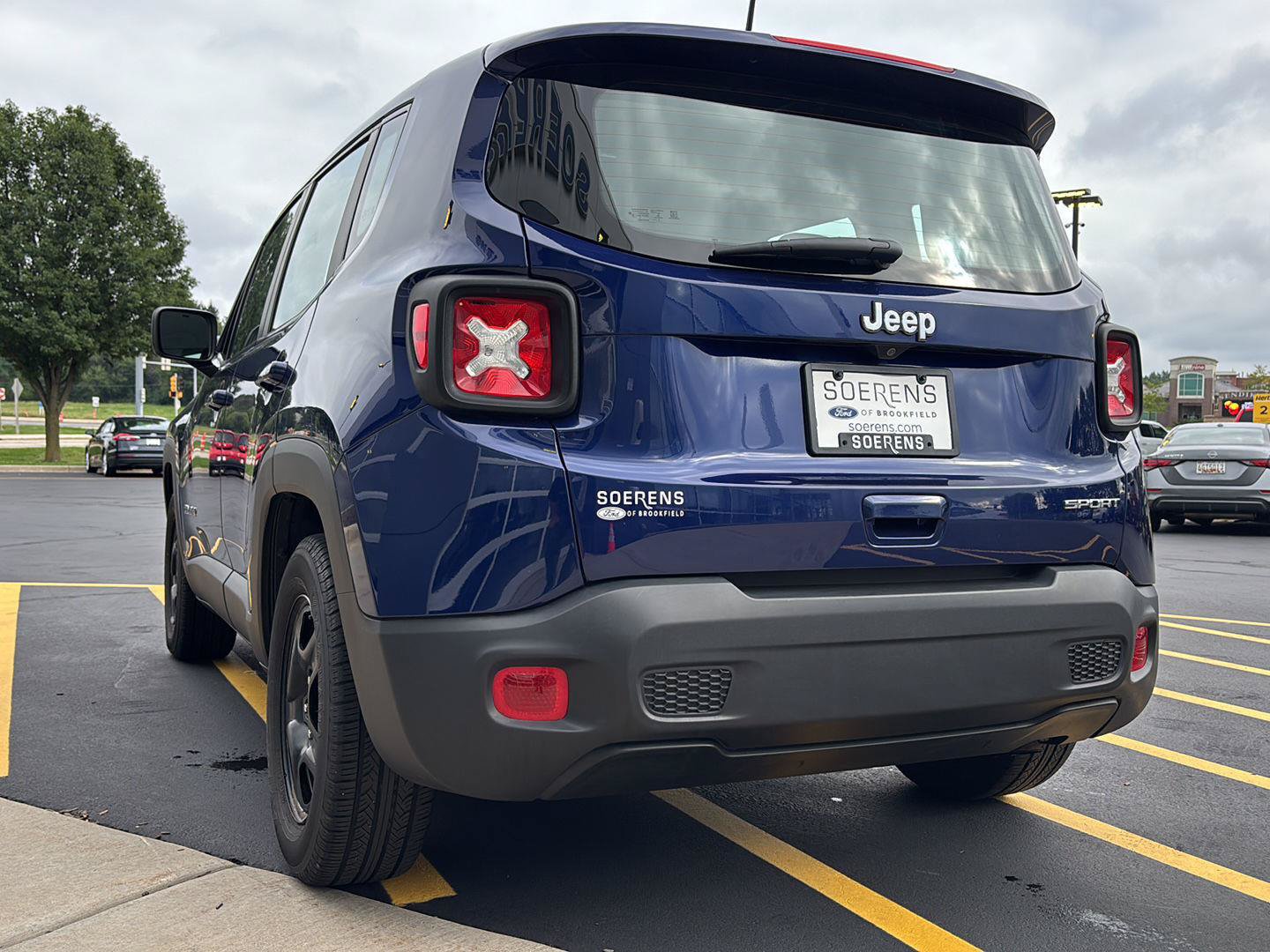 Used 2019 Jeep Renegade Sport FWD image 29
