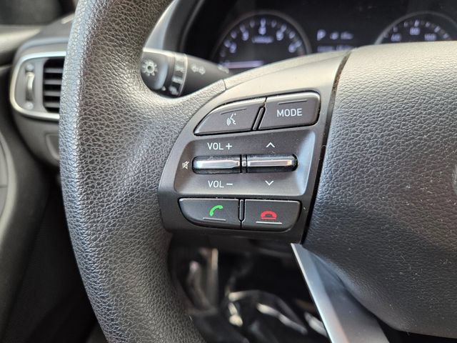 Used 2018 Hyundai Elantra GT FWD image 30
