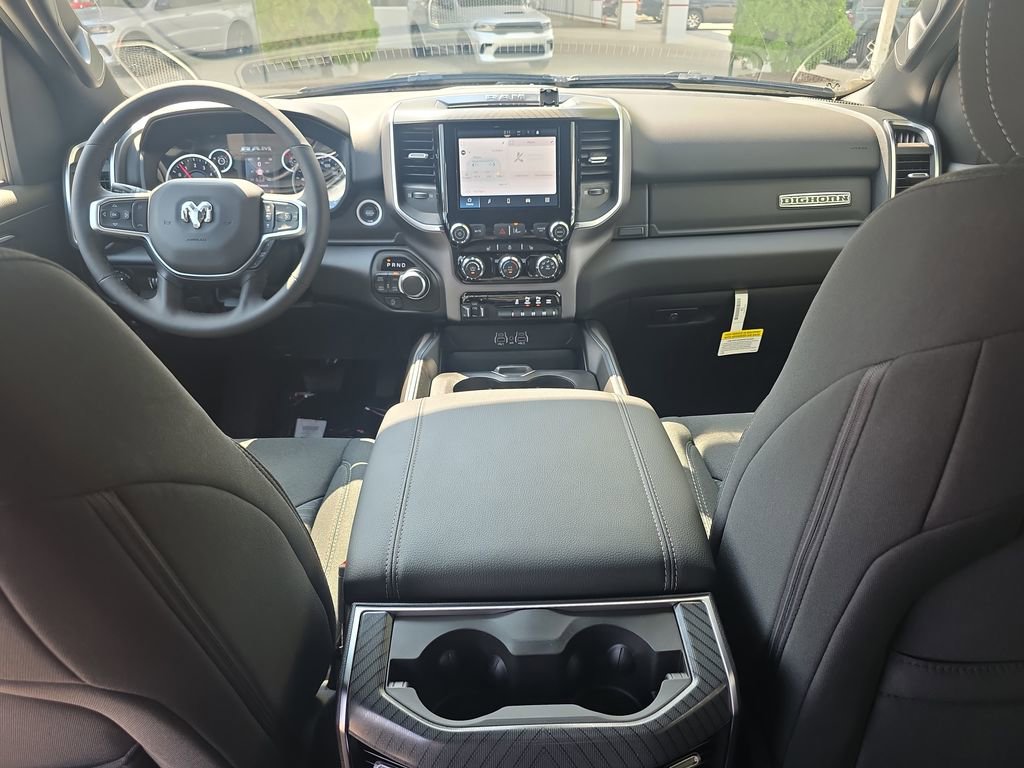 New 2026 RAM 1500 4x4 Crew Cab image 7