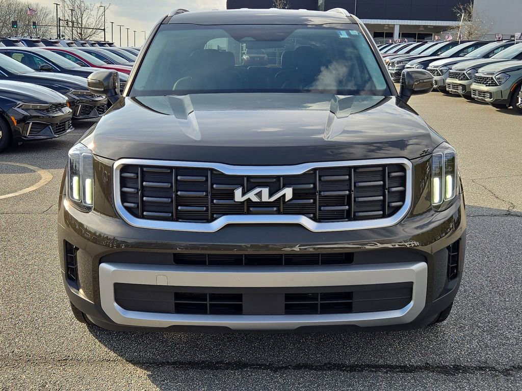 Certified 2023 Kia Telluride S image 2