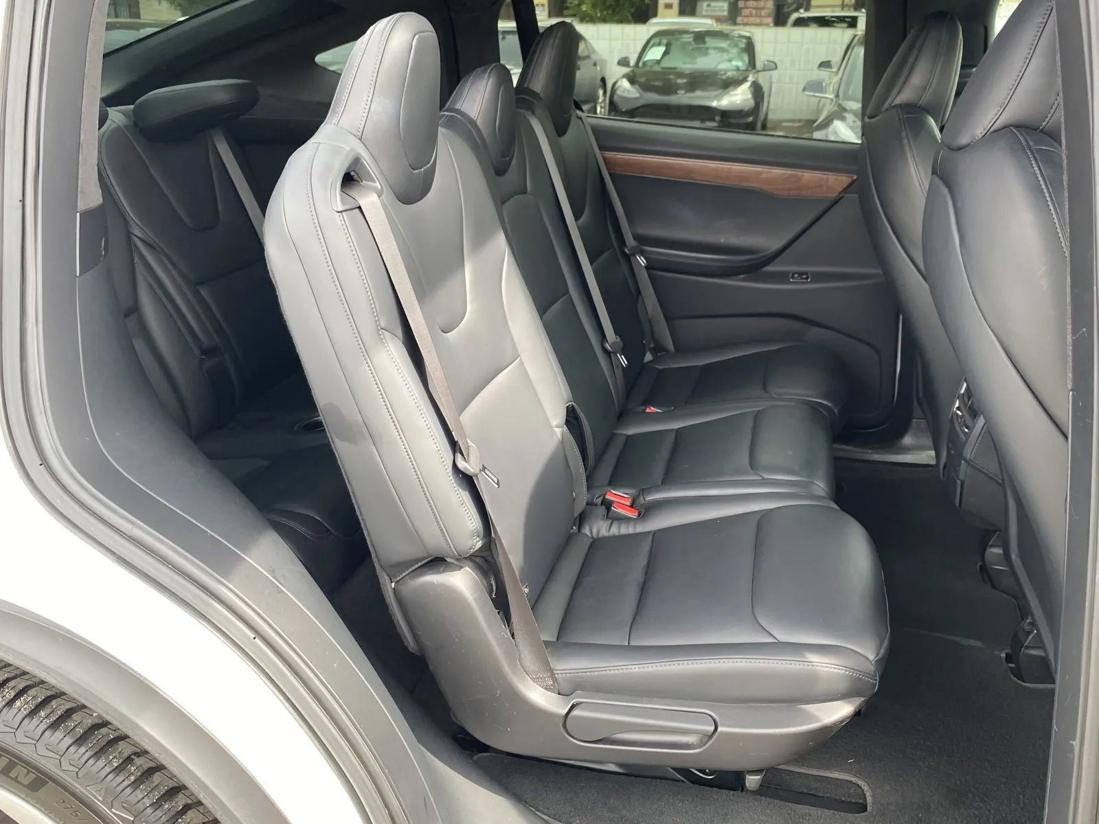 Used 2020 Tesla Model X Long Range image 7