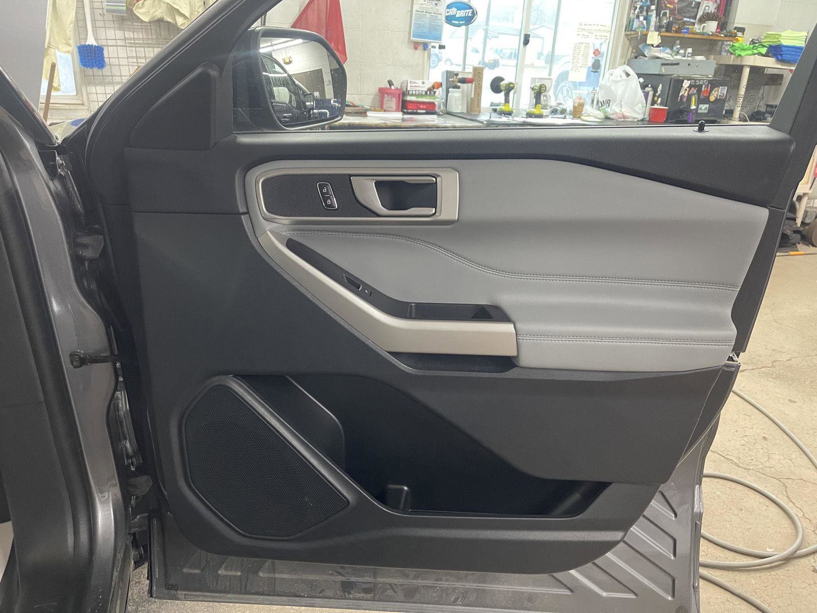 Used 2023 Ford Explorer XLT w/ Equipment Group 202A image 29