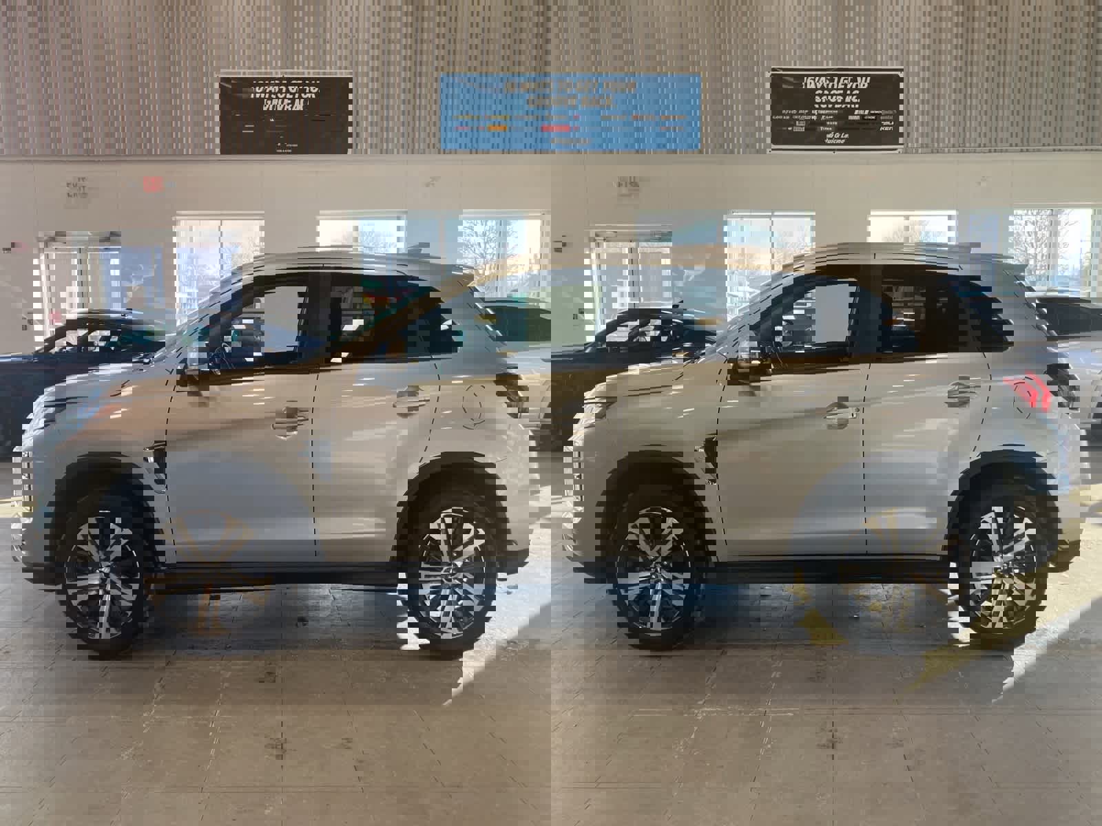 Used 2025 Mitsubishi Outlander Sport SE image 8