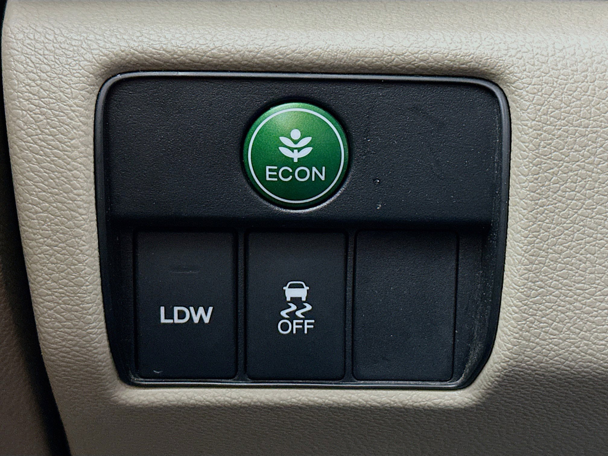 Used 2015 Honda Accord Touring image 16