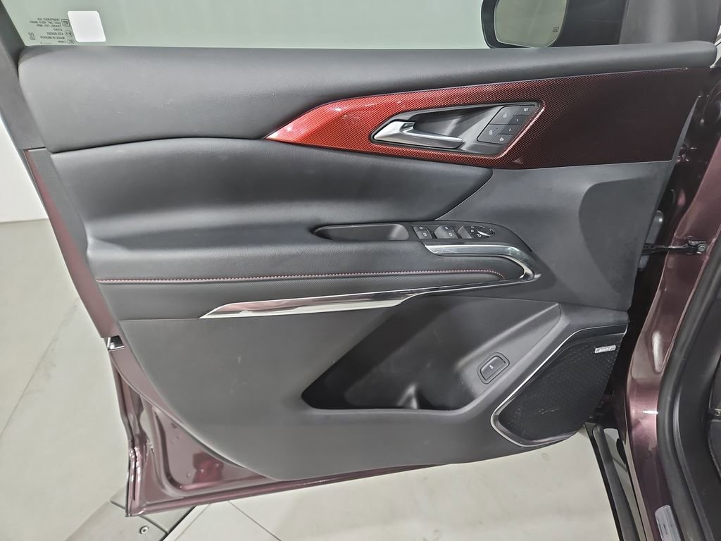 Used 2024 Chevrolet Traverse RS w/ LPO, Floor Liner Package AWD/4WD image 11