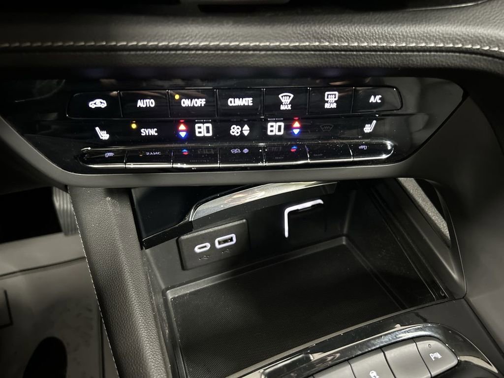 Certified 2023 Buick Envision Essence image 16