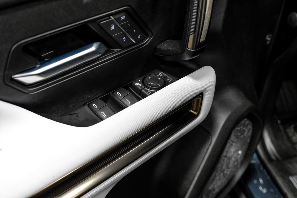 Used 2025 GMC Hummer EV 3X AWD/4WD image 45