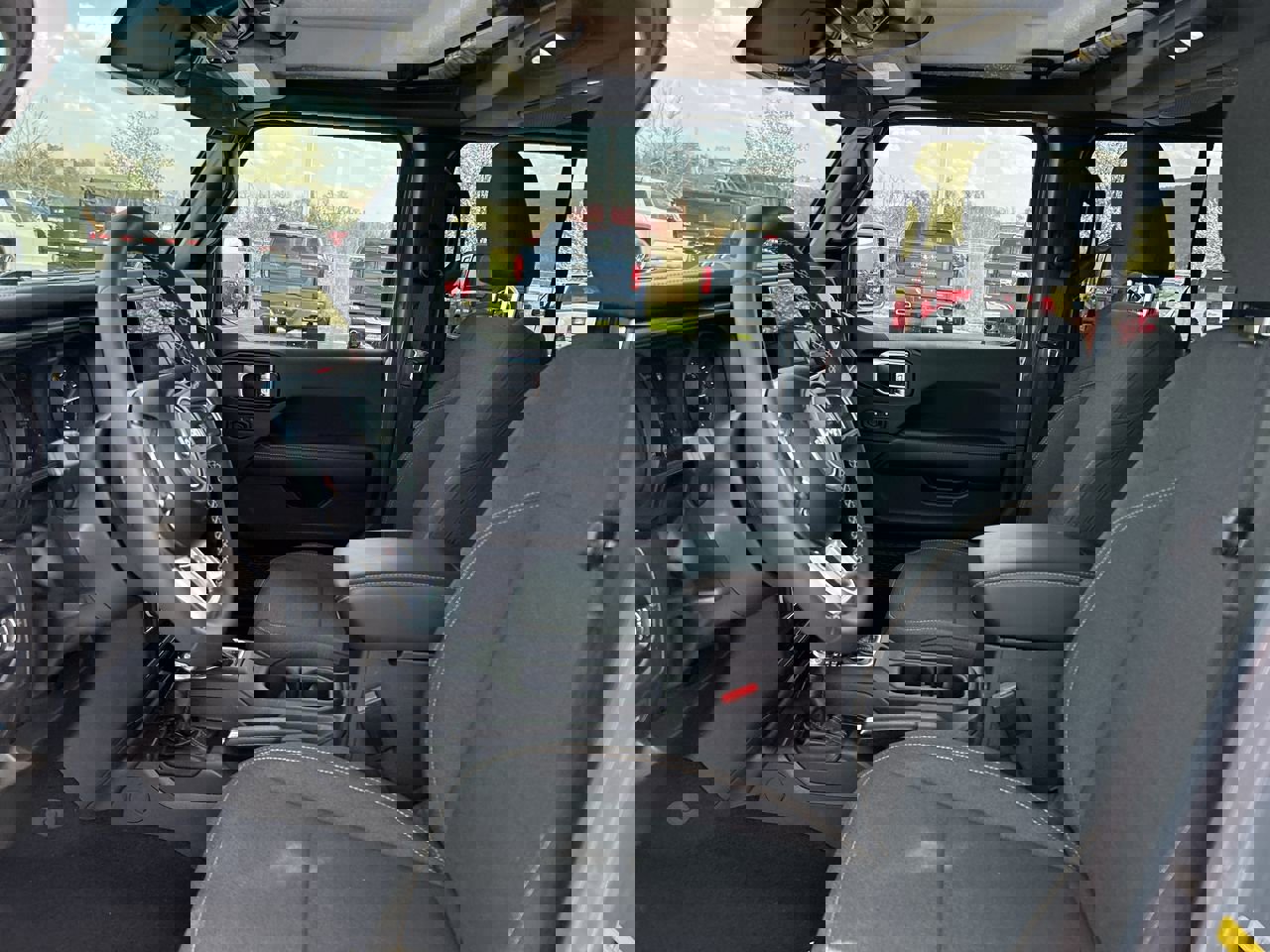 Used 2025 Jeep Wrangler Sahara w/ Safety Group AWD/4WD image 21