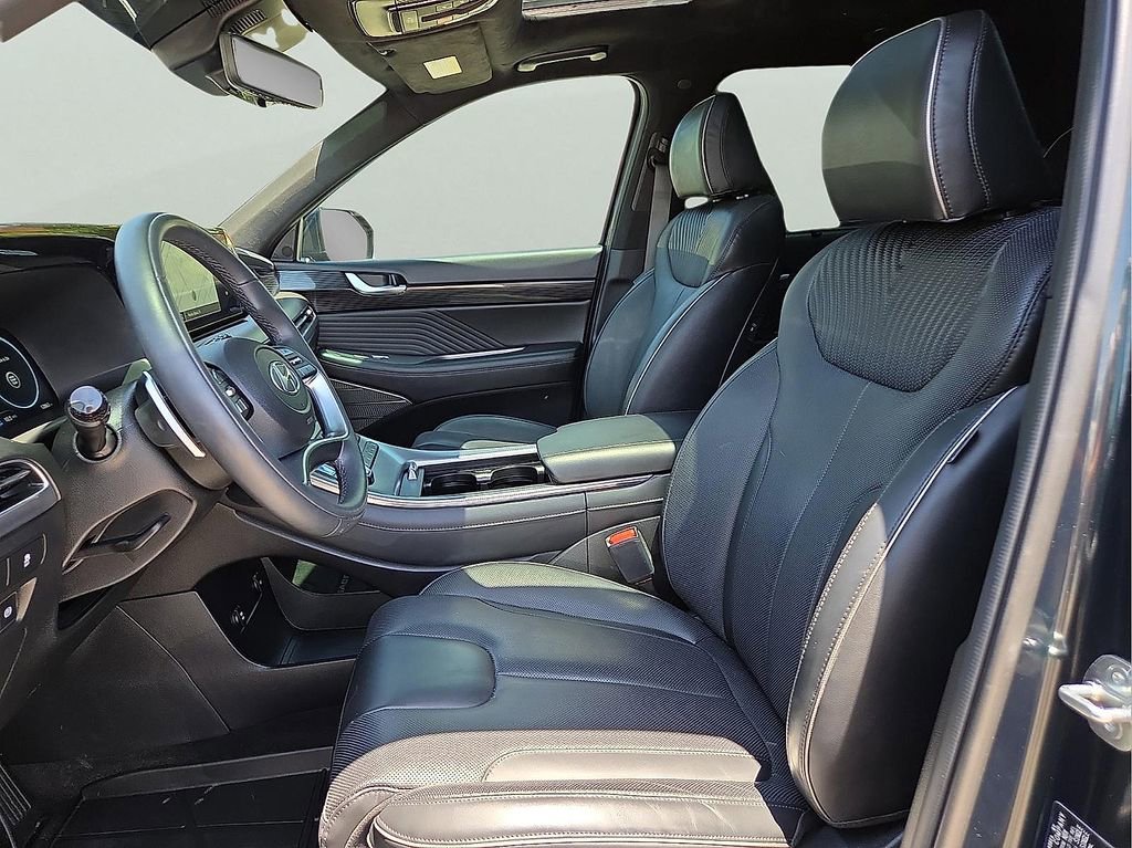 Used 2025 Hyundai Palisade Calligraphy AWD/4WD image 14
