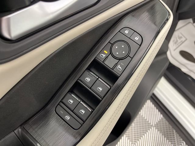 Used 2023 Nissan Rogue SV w/ SV Premium B Package image 34