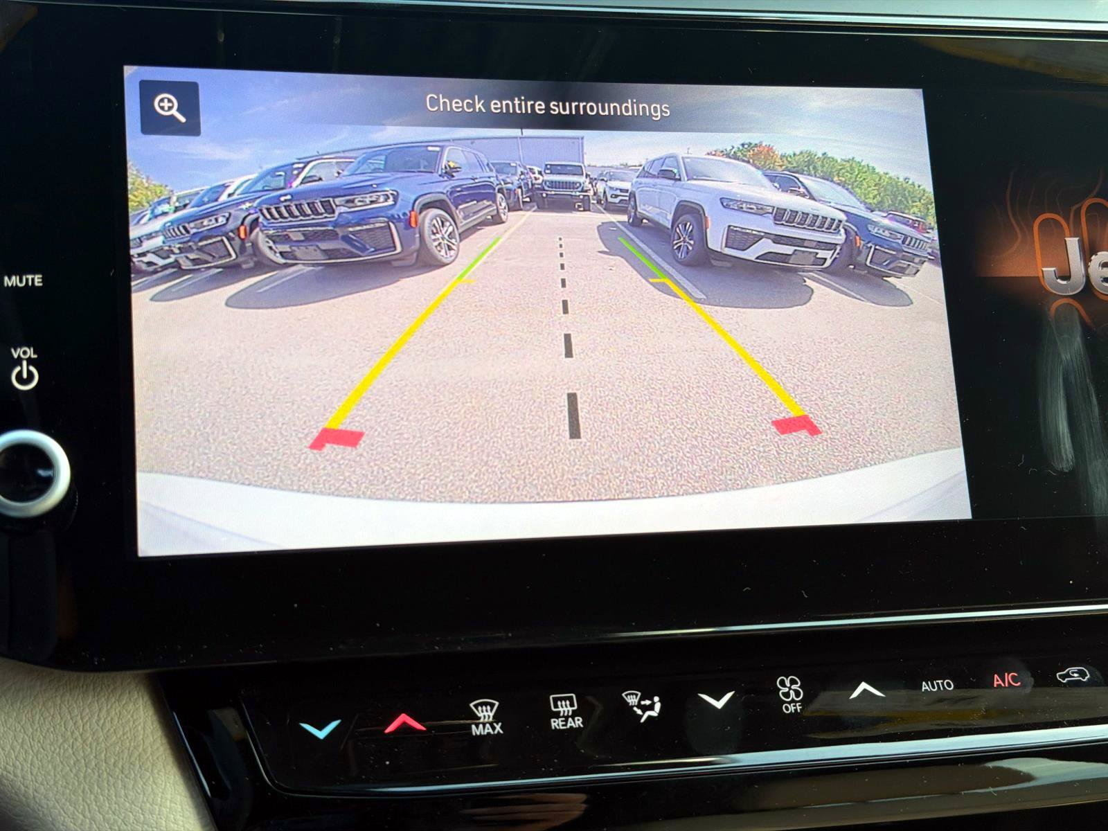 New 2027 Jeep Grand Cherokee L Limited AWD/4WD image 16