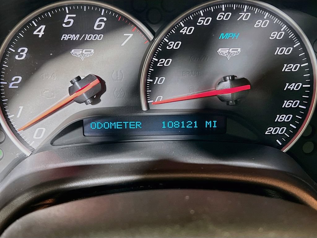 Used 2013 Chevrolet Corvette Coupe RWD image 11