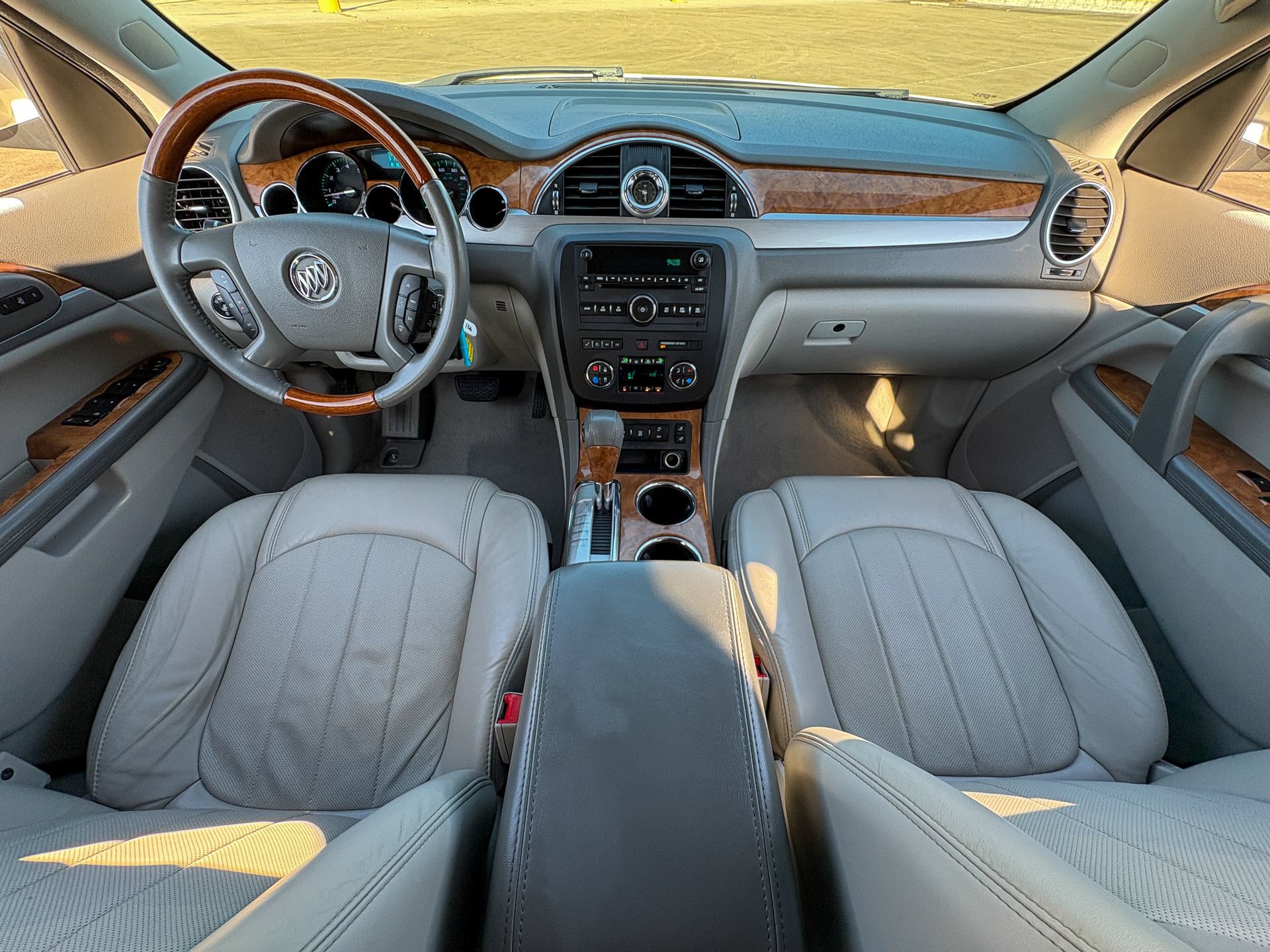 Used 2012 Buick Enclave Leather FWD image 2