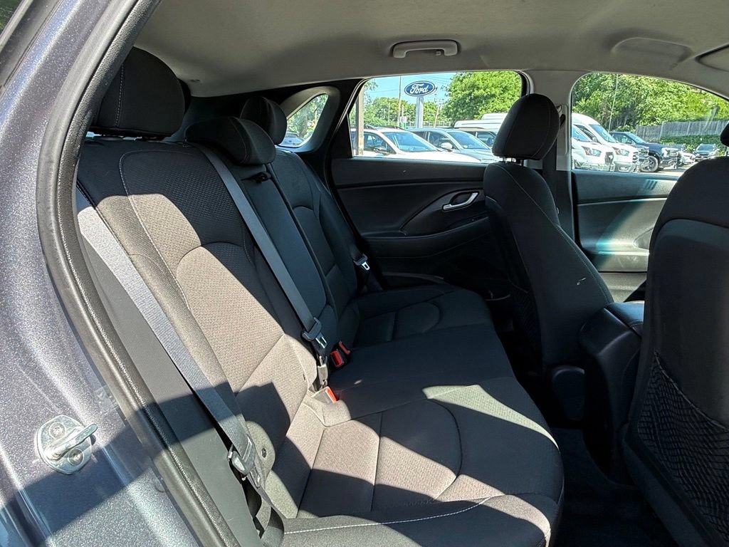 Used 2018 Hyundai Elantra GT w/ Style Package 02 FWD image 22