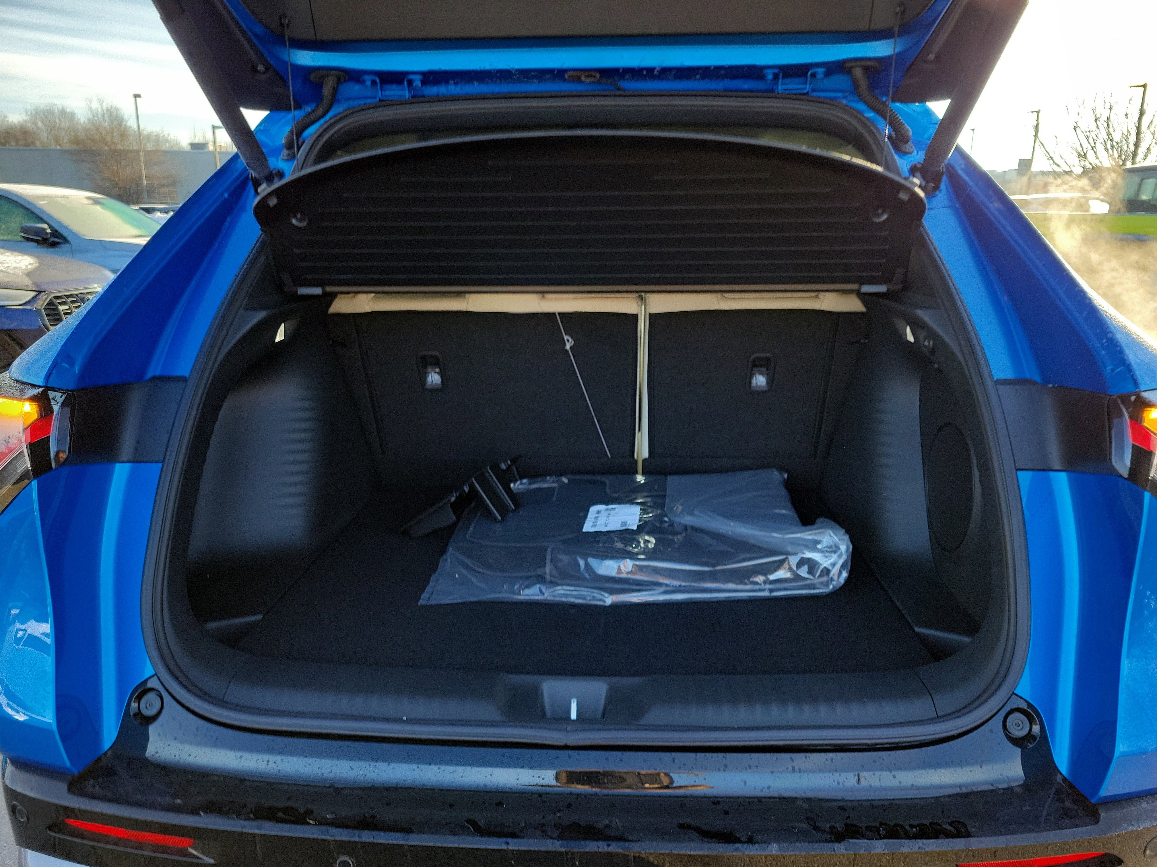 New 2026 Acura ADX A-Spec image 9