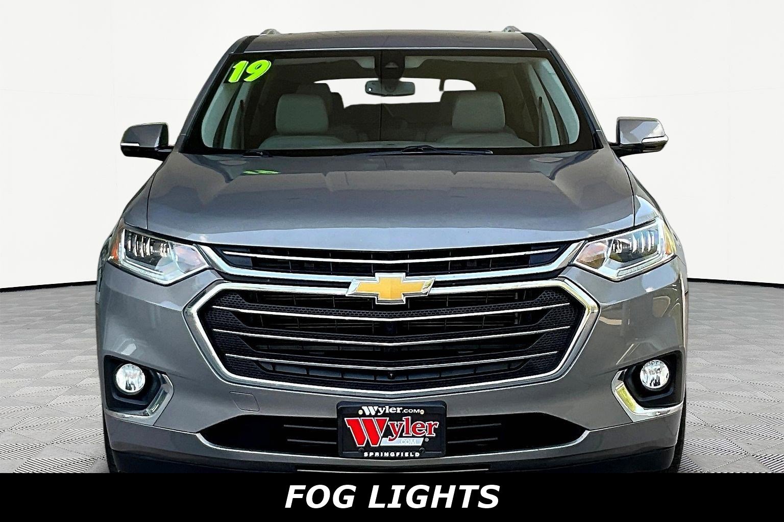 Used 2019 Chevrolet Traverse Premier AWD/4WD image 2
