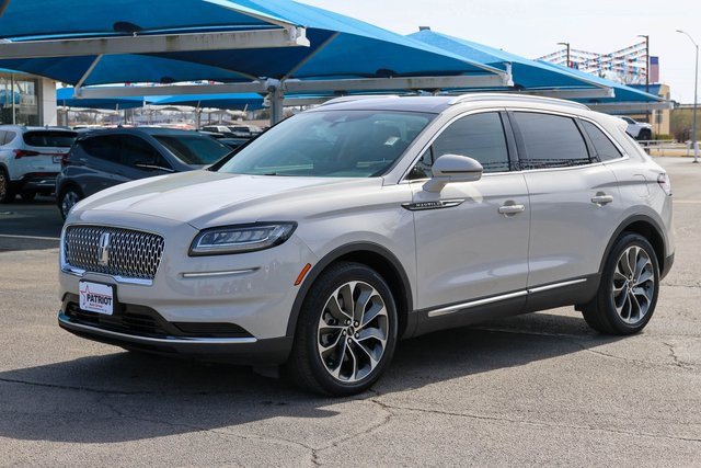 Used 2021 Lincoln Nautilus Reserve image 6