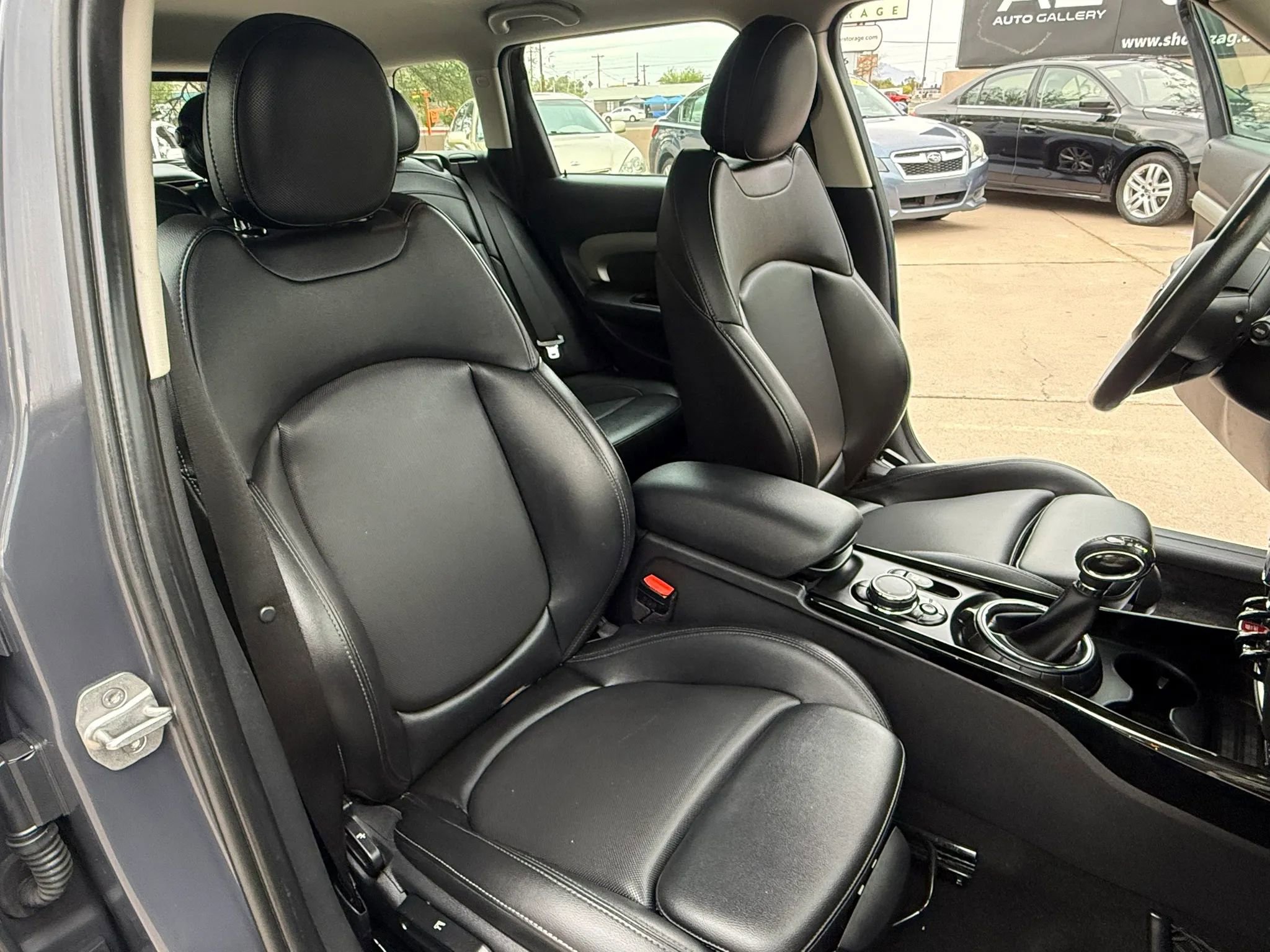 Used 2017 MINI Cooper Clubman S AWD/4WD image 35