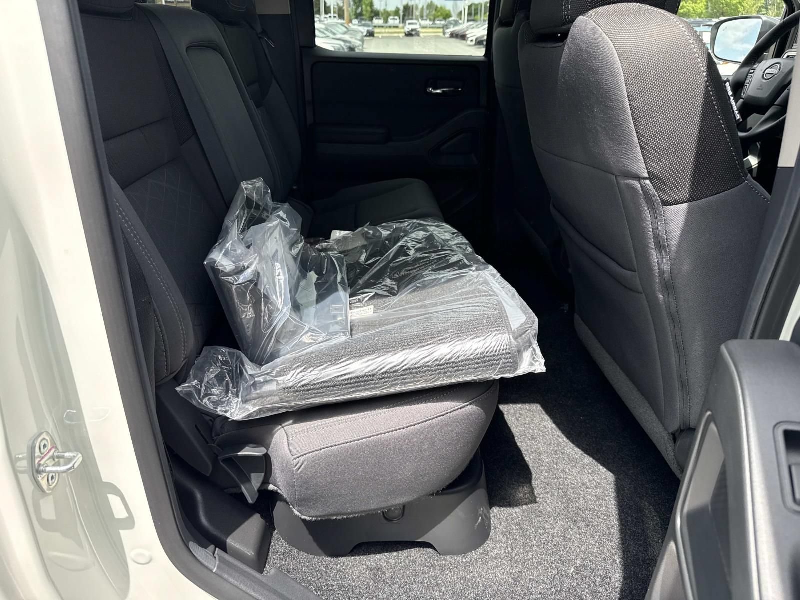 New 2026 Nissan Frontier SV w/ SV Convenience Package AWD/4WD image 26