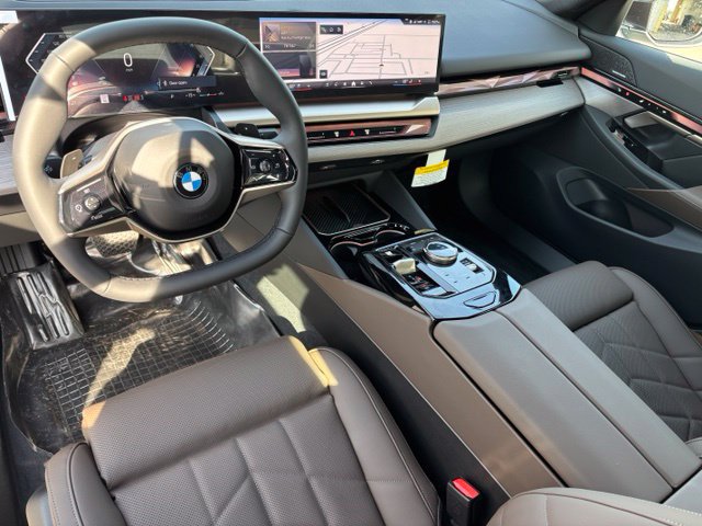 New 2027 BMW 530i xDrive w/ Premium Package AWD/4WD image 16