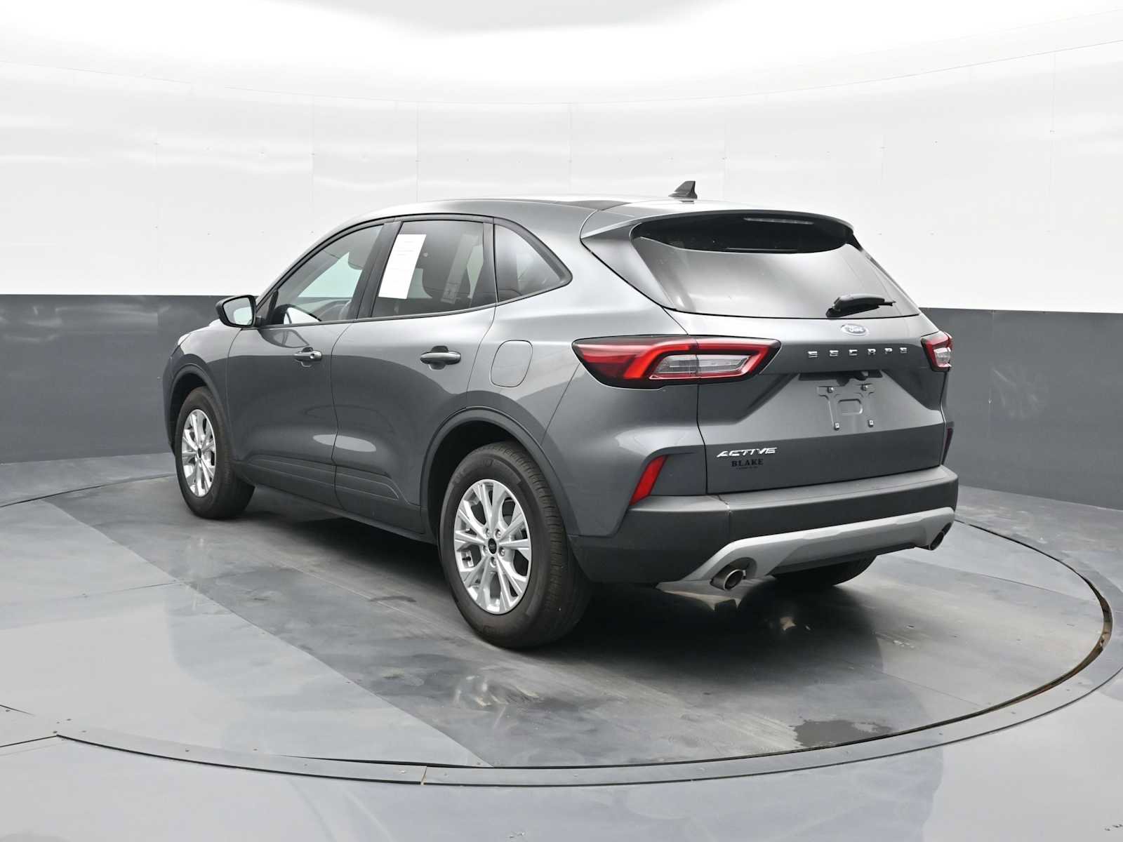 Used 2025 Ford Escape Active image 6